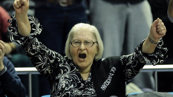 ПРЕМИНУЛА МИЛКА ЏИКИЋ: Снег, киша и поледица, не пропуштам Партизан