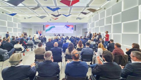 ČADEŽ: Dobri odnosi Srbije i Mađarske temelj za još snažniju privrednu saradnju