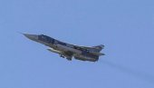 ПОГЛЕДАЈТЕ – РЕДАК СНИМАК Су-24 У НАПАДУ: Украјинска авијација испаљује противрадарске ракете Х-25 (ВИДЕО)