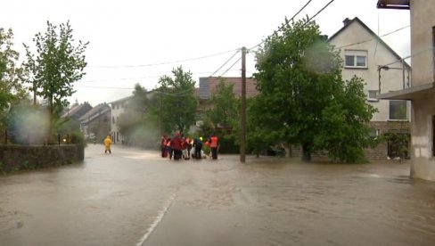 PADAVINE PRAVE VELIKE PROBLEME: Poplavljene kuće u Hrvatskoj, traži se evakuacija stanovništva