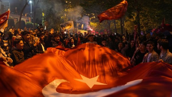 БИВШИ САВЕЗНИЦИ ПОСТАЈУ НЕПРИЈАТЕЉИ: Турска обуставила сву трговину са Израелом због рата у Гази