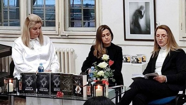 НЕСТЕРЕОТИПНО КЊИЖЕВНО ВЕЧЕ: Тетралогија “Лоза Пелина“ у Културном центру у Параћину (ФОТО)