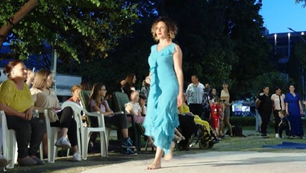 ХУМАНО, ЛЕПО И КОРИСНО: Херцегновски модни кутак дарује матурске хаљине