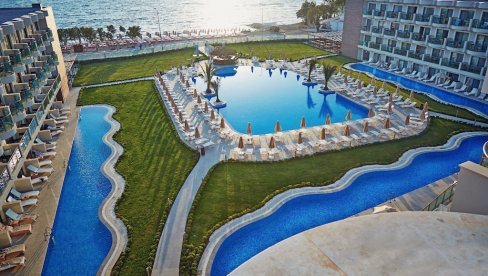 НЕДАЛЕКО ОД ШАРМАНТНОГ БОДРУМА: У заливу Тургетреис, живахном и садржајном, симпатичан хотел за препоруку