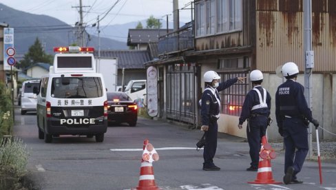 U PUCNJAVI U JAPANU TROJE MRTVIH: Napadač se zabarikadirao u zgradu