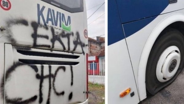 ВАРВАРСКИ ЧИН У ЧАЧКУ: Оштетили и исписали увредљиве графите на аутобусима предвиђеним за дечје екскурзије