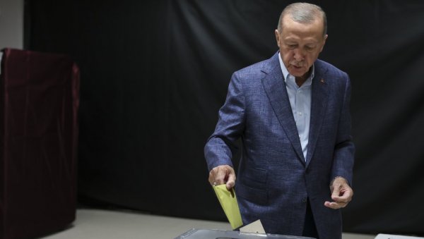 ЕРДОГАН ФАВОРИТ: Сутра други круг председничких избора у Турској