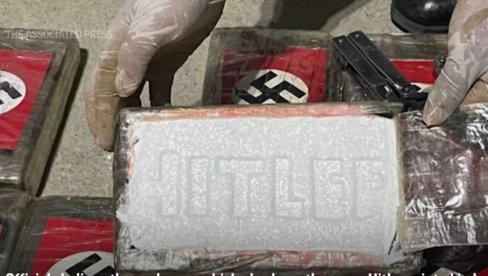 КУКАСТИ КРСТ И НАТПИС ХИТЛЕР: У Перуу заплењено 58 килограма кокаина са нацистичким обележјима (ВИДЕО)