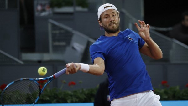 ДРУГИ ПУТ ИСТИ МЕЧ НА РОЛАН ГАРОСУ: Француз се вратио на велику сцену, игра против тенисера кога је победио у квалификацијама