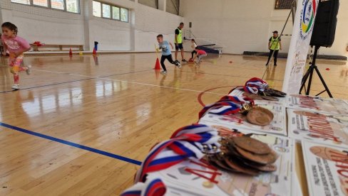 MALE OLIMPIJSKE IGRE: Sportsko nadmetanje najmlađih Leskovčana