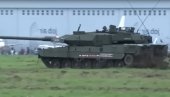 NOVA NEMAČKA OKLOPNA PESNICA: Prvi put javnosti pokazan tenk leopard 2A8