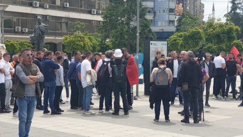 PRVI REZULTATI IZBORA NA KOSOVU I METOHIJI: Kurti izgubio u Južnoj Mitrovici!