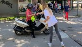 „GLEDAJ DA TE VIDE“ I U KIKINDI: Akcija za bezbednije učešće biciklista u saobraćaju (FOTO)