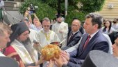 LITIJA LJUBAVI I LEPOTE: Grad Šabac proslavio slavu - Svetu trojicu (FOTO/ VIDEO)