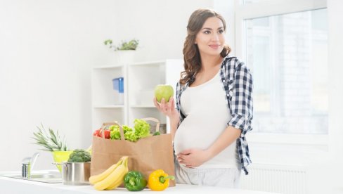 OPTIMALNO JE 10 DO 15 KILOGRAMA: Zbog svog i zdravlja bebe, trudnice moraju da paze na kilažu