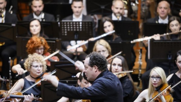 ЗАТВАРАЊЕ КОНЦЕРТНЕ СЕЗОНЕ: Финални концерт Београдске филхармоније посвећен Санкт Петербургу