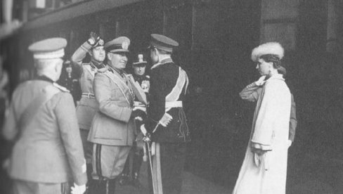 ДУЧЕ ПРЕДЛАГАО КНЕЗУ ПАВЛУ ДА КОСОВСКЕ АЛБАНЦЕ ИСЕЛИ У ИСТРУ: Мусолини хтео савез којим би Југославија успела да избегне сукоб са Немцима