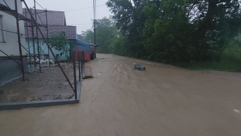 VANREDNA SITUACIJA U 26 GRADOVA I OPŠTINA: Evakuisano šest osoba - najkritičnije u Čačku