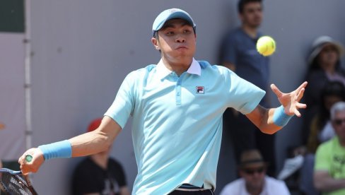 КИНЕЗ ЈЕ СЛАВИО НА КРИЛИМА НАВИЈАЧА: Американац жели да му узме меру