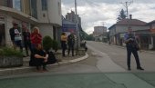 KURTI OGRANIČIO KRETANJE SRBA: Zabranjen prelazak preko mosta u Kosovskoj Mitrovici (FOTO)