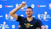 JOKIĆ KAKVOG NIKADA PRE NISTE VIDELI: Kad Nikola reši da proslavi NBA titulu (FOTO)