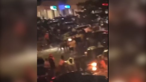 PRVI SNIMCI MASAKRA U ILINOISU: Napadač nišanio 300 ljudi pored tržnog centra (VIDEO)