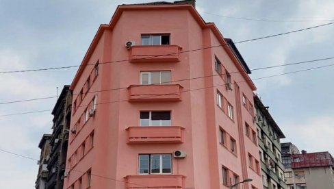 OPŠTINA PLATILA OBNOVU FASADA: Ulepšane dve zgrade na Savskom vencu (FOTO)