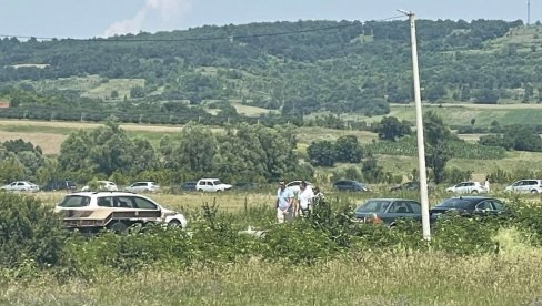 KURTI POKUŠAVA DA SPREČI SKUP SRBA: Policija lažne države zaustavlja sva srpska vozila na ulazu u Ranilug