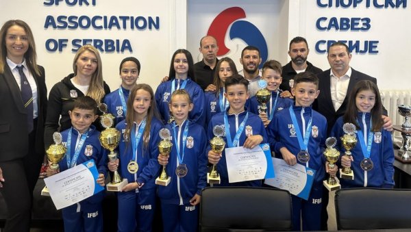 ЗА СРБИЈУ 12 МЕДАЉА: У Чачку по пети пут одржано Светско првенство у фитнесу за млађе узрасте