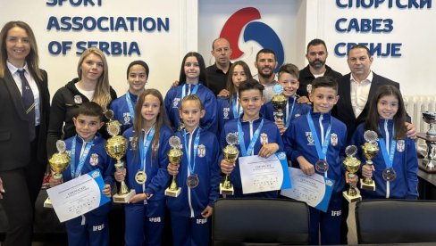 ЗА СРБИЈУ 12 МЕДАЉА: У Чачку по пети пут одржано Светско првенство у фитнесу за млађе узрасте