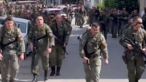 KBS SA DUGIM CEVIMA U KOSOVSKOJ MITROVICI: Kurti želi rat - napeto stanje u južnom delu grada (VIDEO)