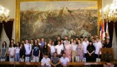 SOMBOR IMA ČIME DA SE PONOSI: Svečani prijem za đake
