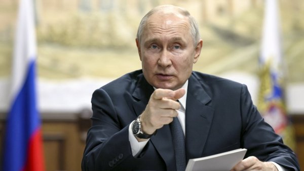 ТАКВА ПОЛИТИКА НЕМА БУДУЋНОСТ Путин проговорио о Кијеву - Покушавају да униште све што је руско
