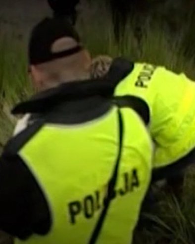 ПРОНАЂЕНО ТЕЛО ДЕВОЈЧИЦЕ (11) ИСПРЕД ШКОЛЕ: Сумња се да је убила вршњакиња - Људи видели како се свађају