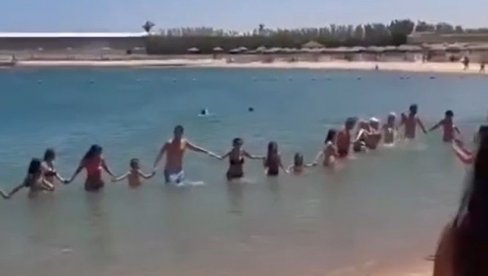 UŽIČKO KOLO STIGLO I DO EGIPTA: Srbi napravili haos na plaži u Hurgadi (VIDEO)
