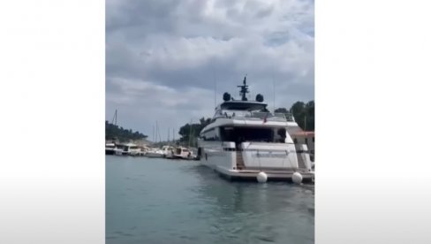 NESVAKIDAŠNJA NEZGODA U HRVATSKOJ: Luksuznom jahtom uplovio u luku, pokušao parkirati pa oštetio pet brodova (VIDEO)
