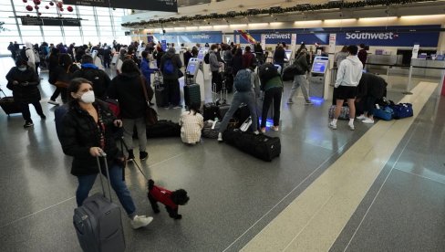 ОТКАЗАНЕ ХИЉАДЕ ЛЕТОВА: Хаос на аеродромима широм Америке
