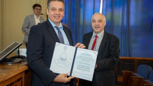 VANREDNO DODELJEN SRPSKI NOBEL: Nagrada Marko Jarić pripala profesoru Marku Lončaru