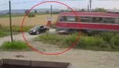 POJAVIO SE SNIMAK STRAVIČNE NESREĆE U SRBIJI: Voz razneo automobil (VIDEO)