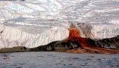KRVAVI VODOPAD: Misterija na Antarktiku rešena posle više od 100 godina