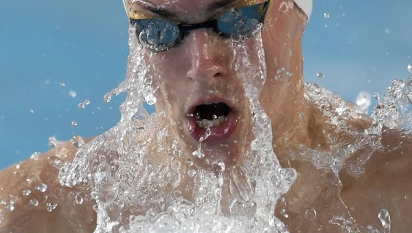 НАУЧИЋУ СВЕ ЛЕКЦИЈЕ: Урошу Живановићу помешана осећања после освајања сребра на јуниорском ЕП у пливању у Београду