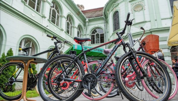 НАСТАВЉАЈУ СА СУБВЕНЦИЈАМА: Зрењанин обезбедио милион динара за куповину бицикала