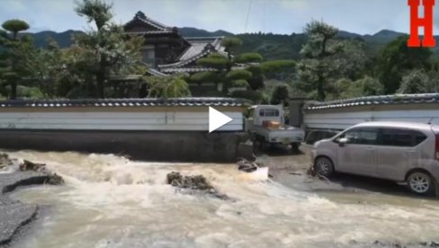 ОЛУЈЕ И НЕПРЕСТАНЕ ПАДАВИНЕ НАПАВИЛЕ ХАОС: Јапан на удару поплава