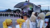 NASTAVALJA SE “MUZIČKI KARAVAN“:   Zabavni program u još dva paraćinska sela
