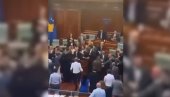 NEREDI NA KOSOVU ZBOG KURTIJA: Posle tuče u Skupštini, tzv. kosovska policija se sukobila sa aktivistima SDP