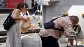 НА 38 СТЕПЕНИ ХИТНА ИМАЛА ВИШЕ ОД 100 ИНТЕРВЕНЦИЈА: Врео летњи дан у Београду, ево како су се суграђани расхладили