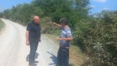 UZ MEŠTANE I NA PLUS 40: Loznički gradonačelnik posetio selo Runjane