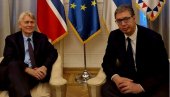 NAŠI ODNOSI DOBILI POSEBAN ZAMAH: Vučić primio u oproštajnu posetu ambasadora Norveške