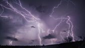 PUCA NEBO IZNAD KRUŠEVCA: Ciklon stigao u centralnu Srbiju, ovakve grmljavine se odavno nisu čule