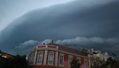 PRVIH PET MINUTA SUPERĆELIJSKE OLUJE NAJOPASNIJE: Meteorolog otkriva kada će ponovo pogoditi Srbiju